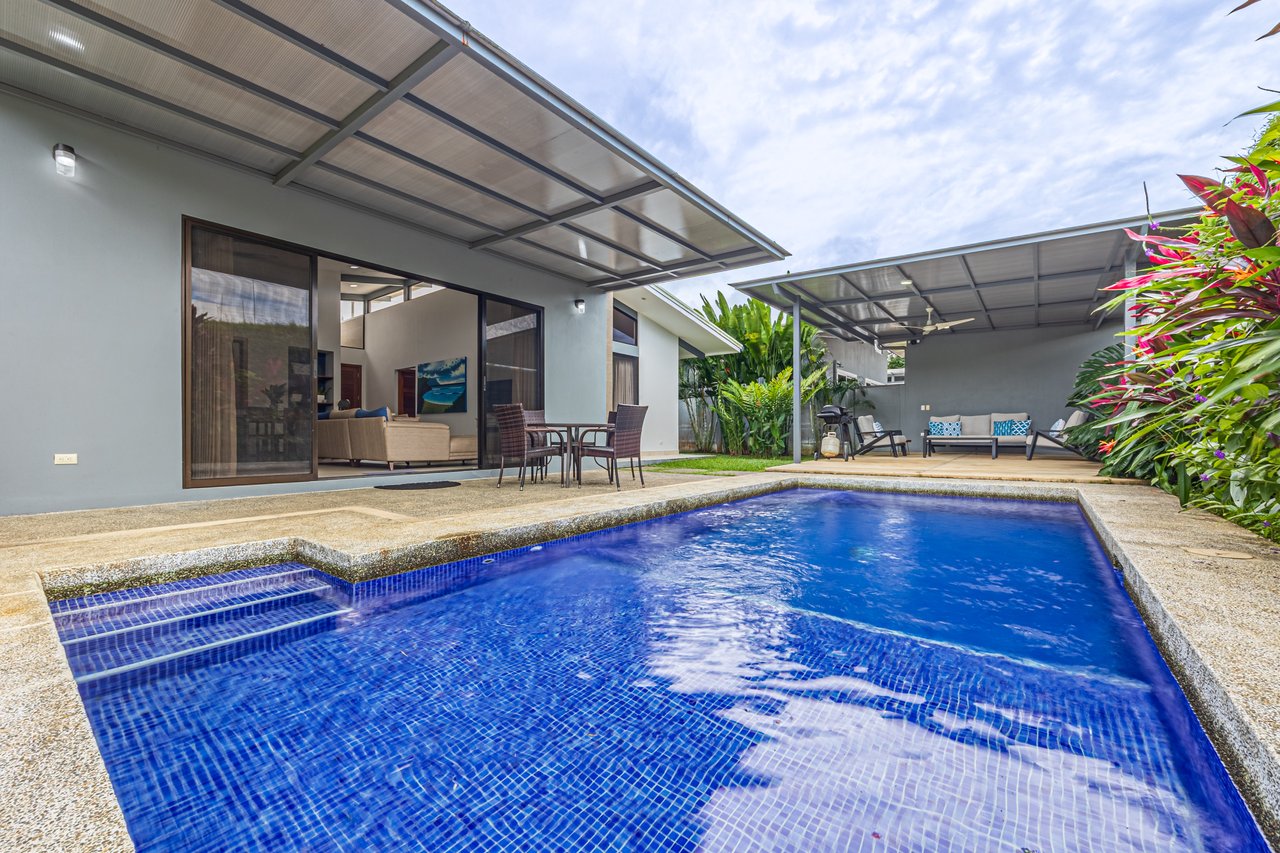 Uvita Home in Jardines del Sol with Private Pool and Dual Suites