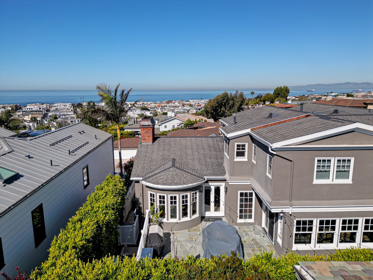 Hill Section View Home