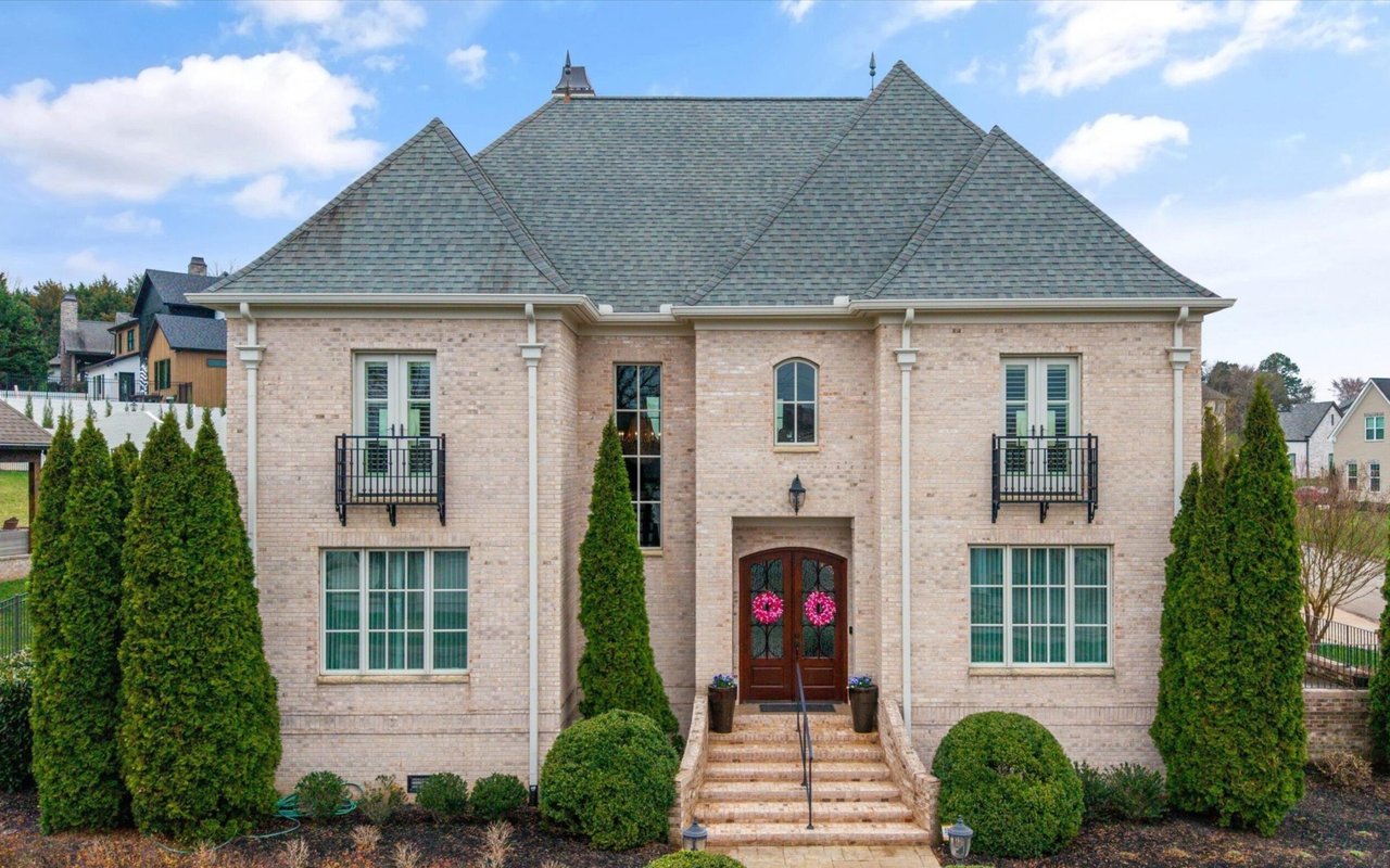 Wallace Luxury Spotlight | 1440 Charlottesville Boulevard Knoxville, TN 37922