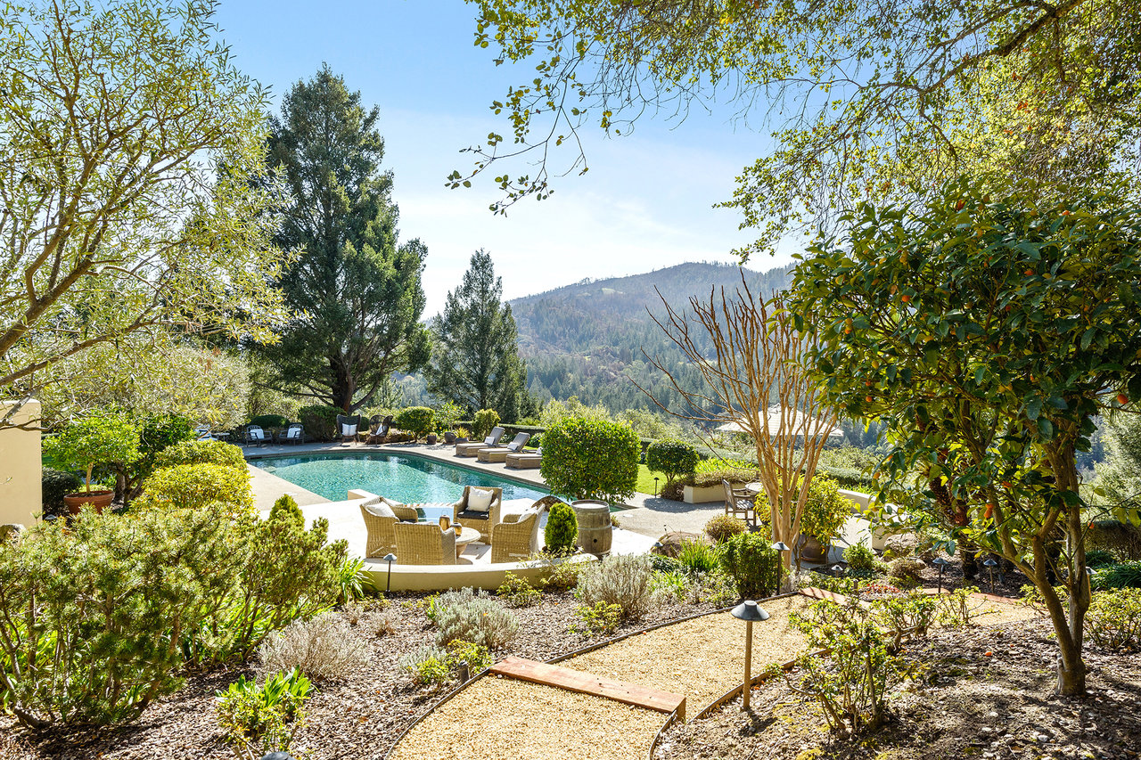369 Kortum Canyon Rd