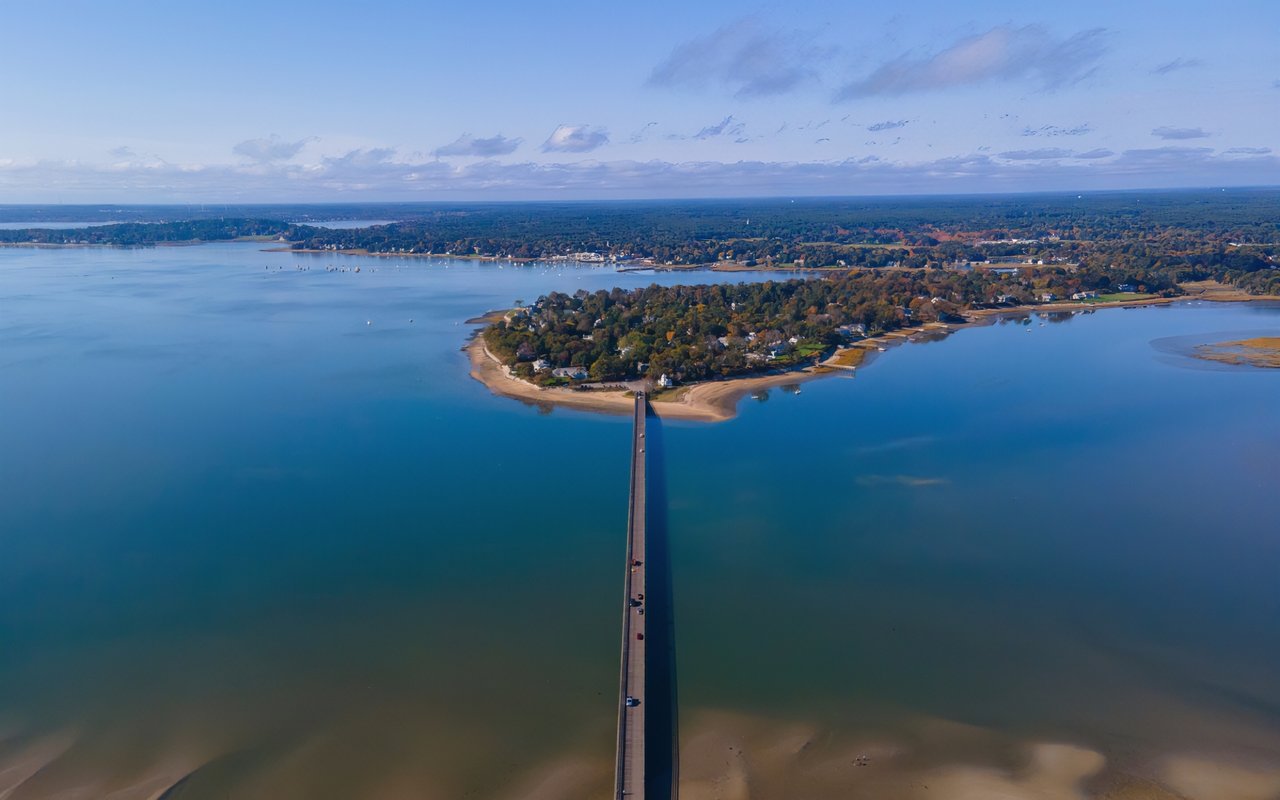 Duxbury