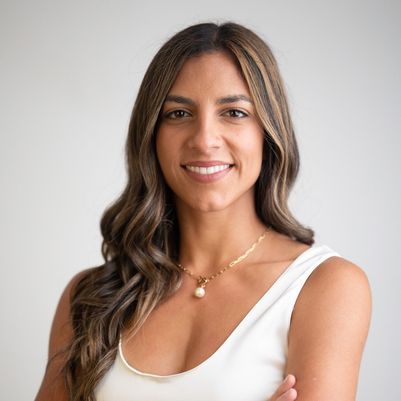 Veronica Velez Dorado, PR Real Estate Agent Headshot