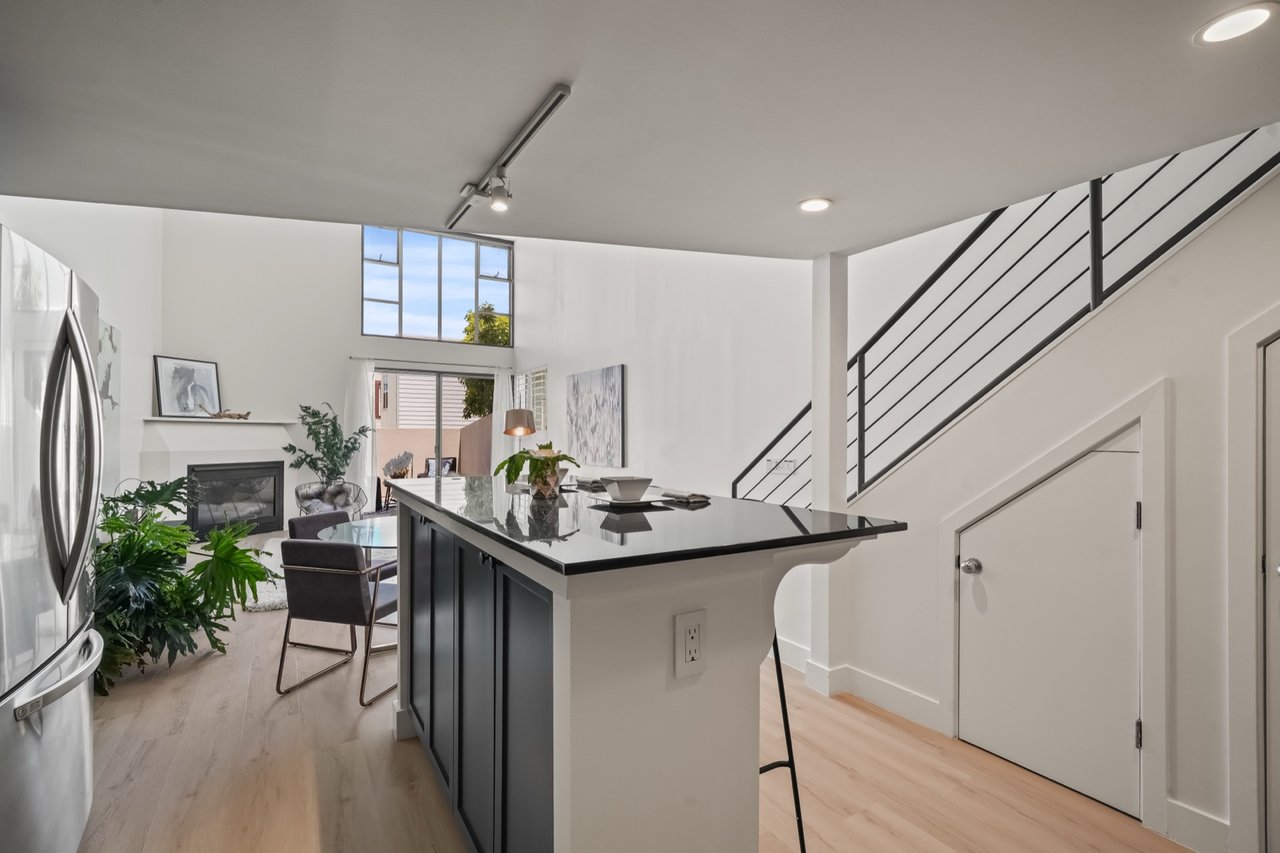 39 Boardman Pl #105