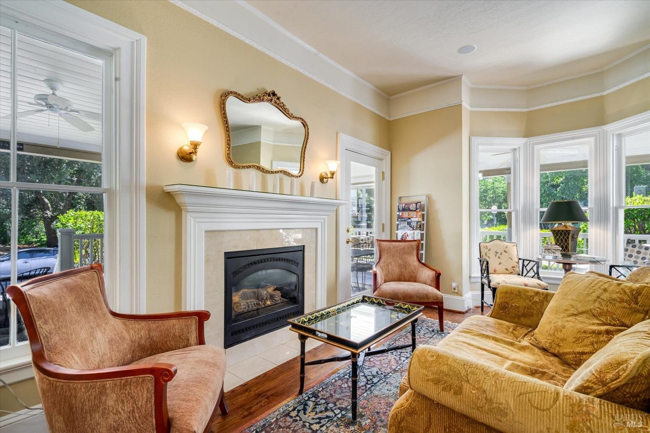 1139 Lincoln Ave, Calistoga