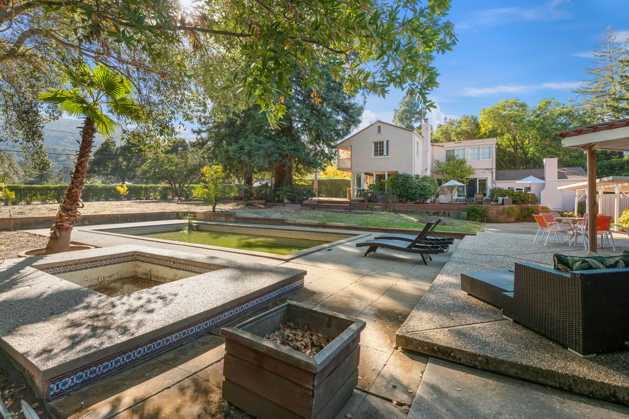 19605 Glen Una Drive