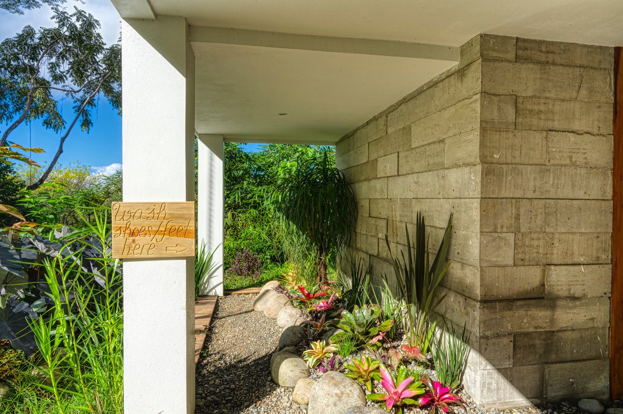 Beauty Villa- Ocean View in Uvita