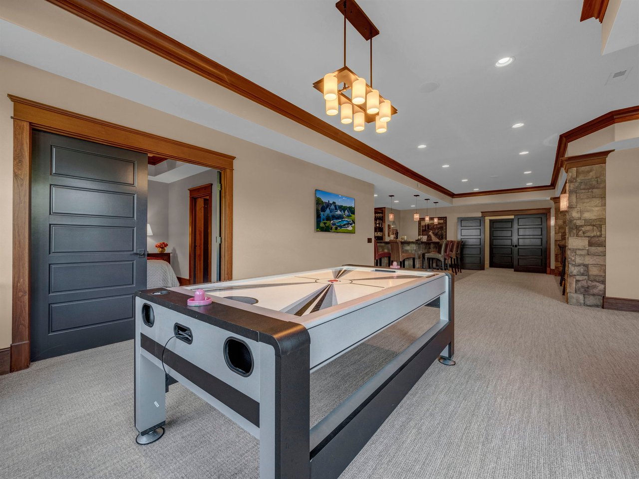 162 Acre Estate with Mountain Views