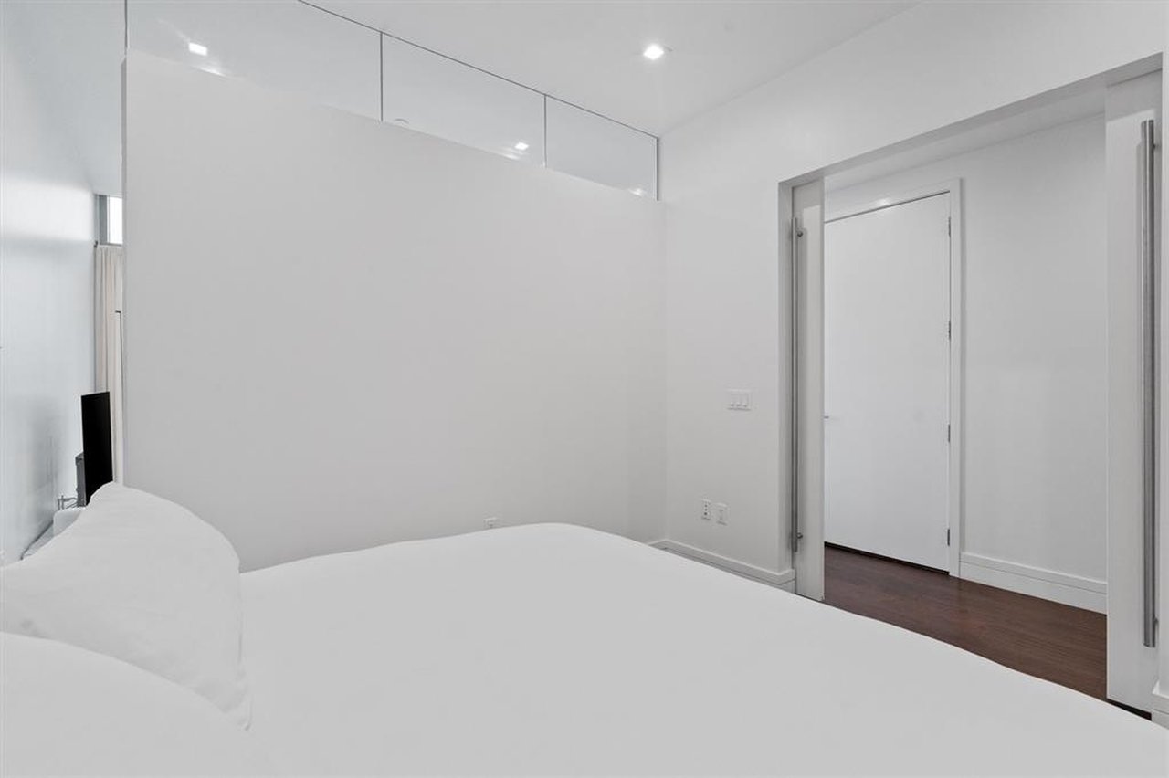 501 West #1106