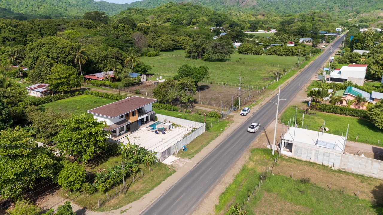 Casa Murillo | Stunning Brand-New 4-Bedroom Home with Private Pool in El Llano