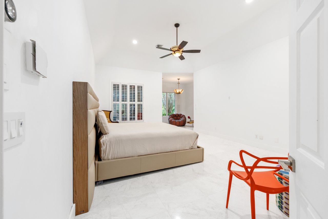 6709 SW 17th Terrace Rd