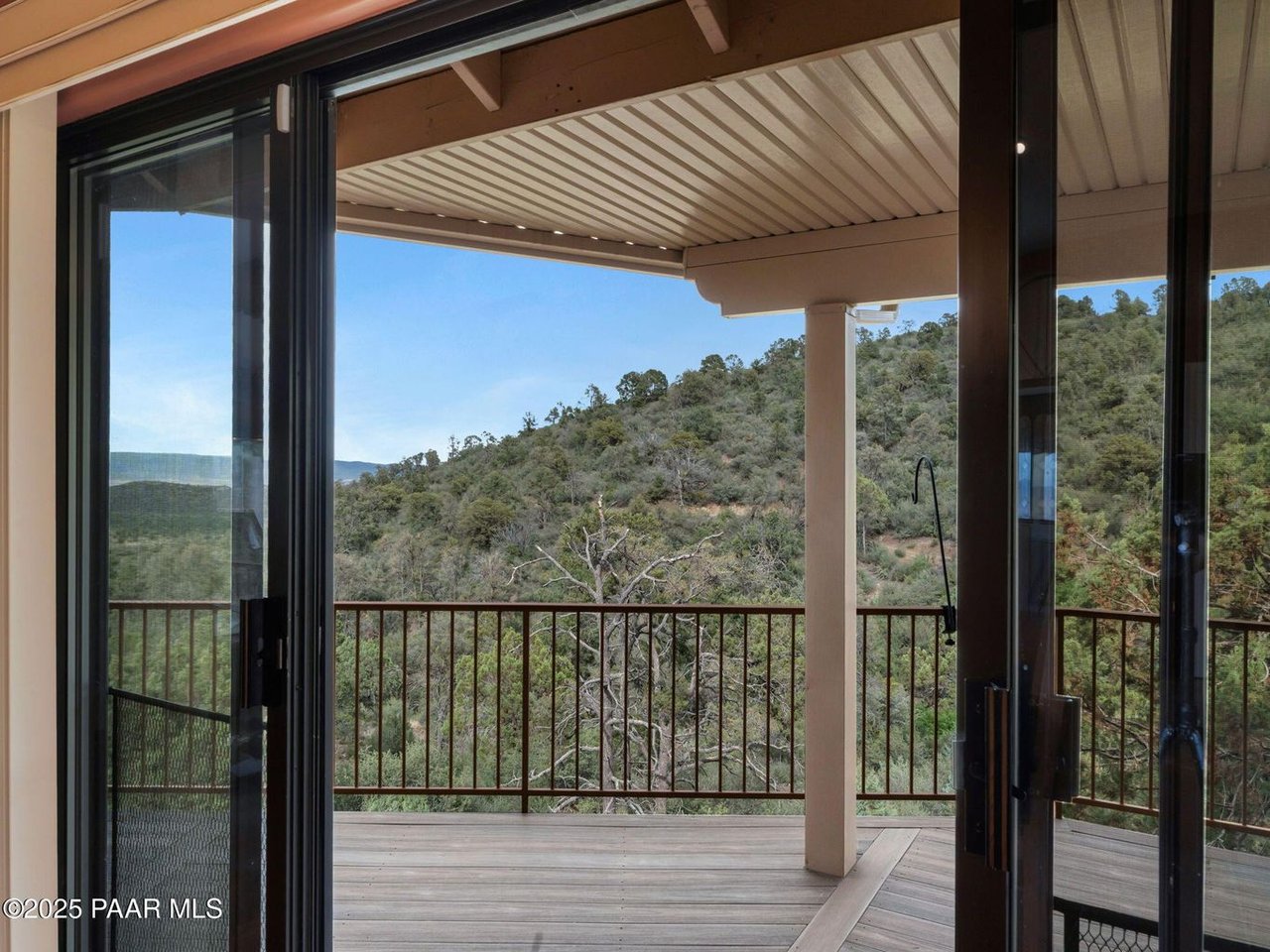 3160 Rainbow Ridge Dr