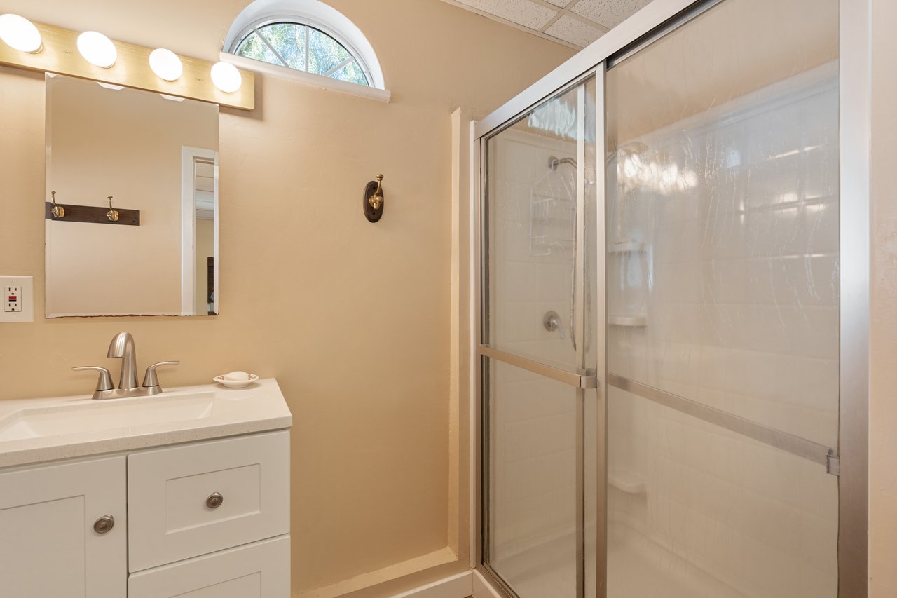 7817 E. Sandberg Lane