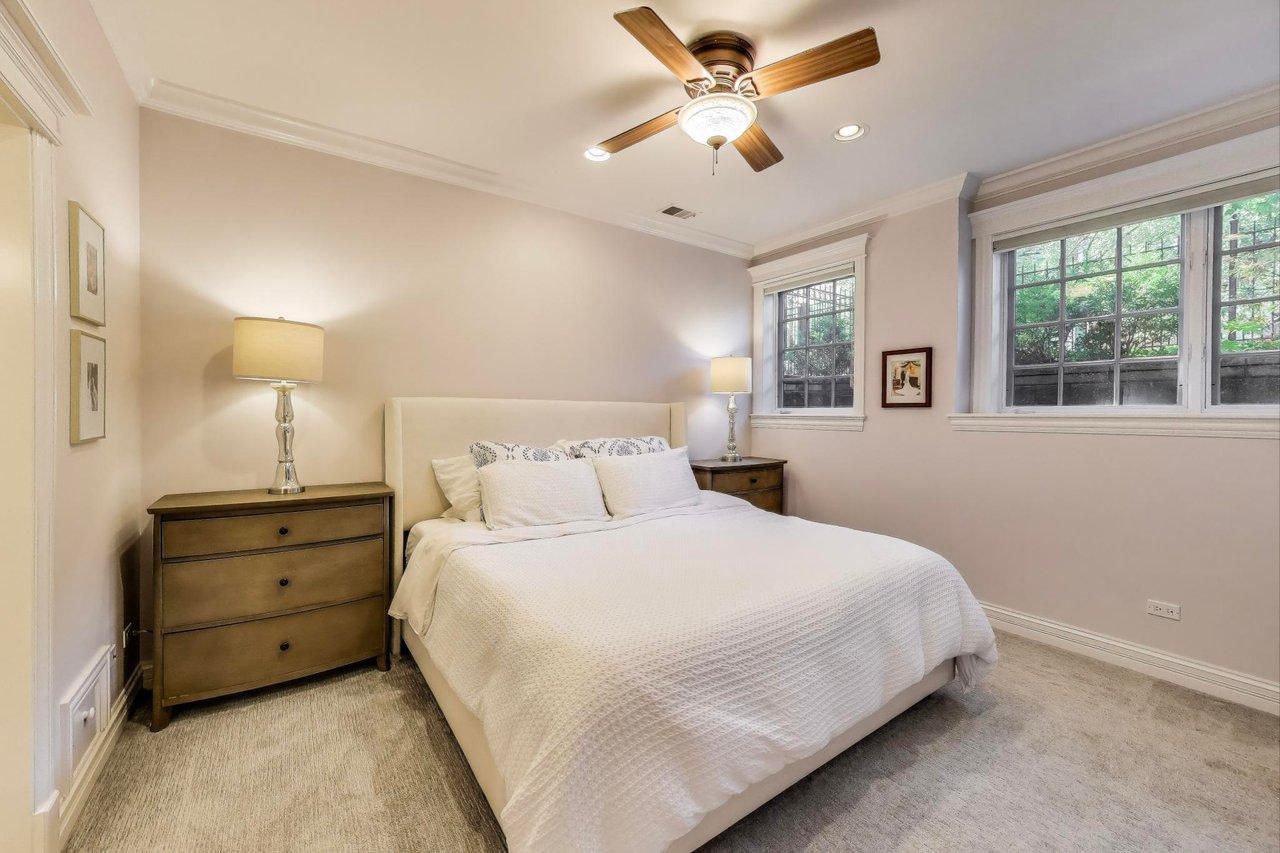 3555 N Marshfield Ave. Unit 1