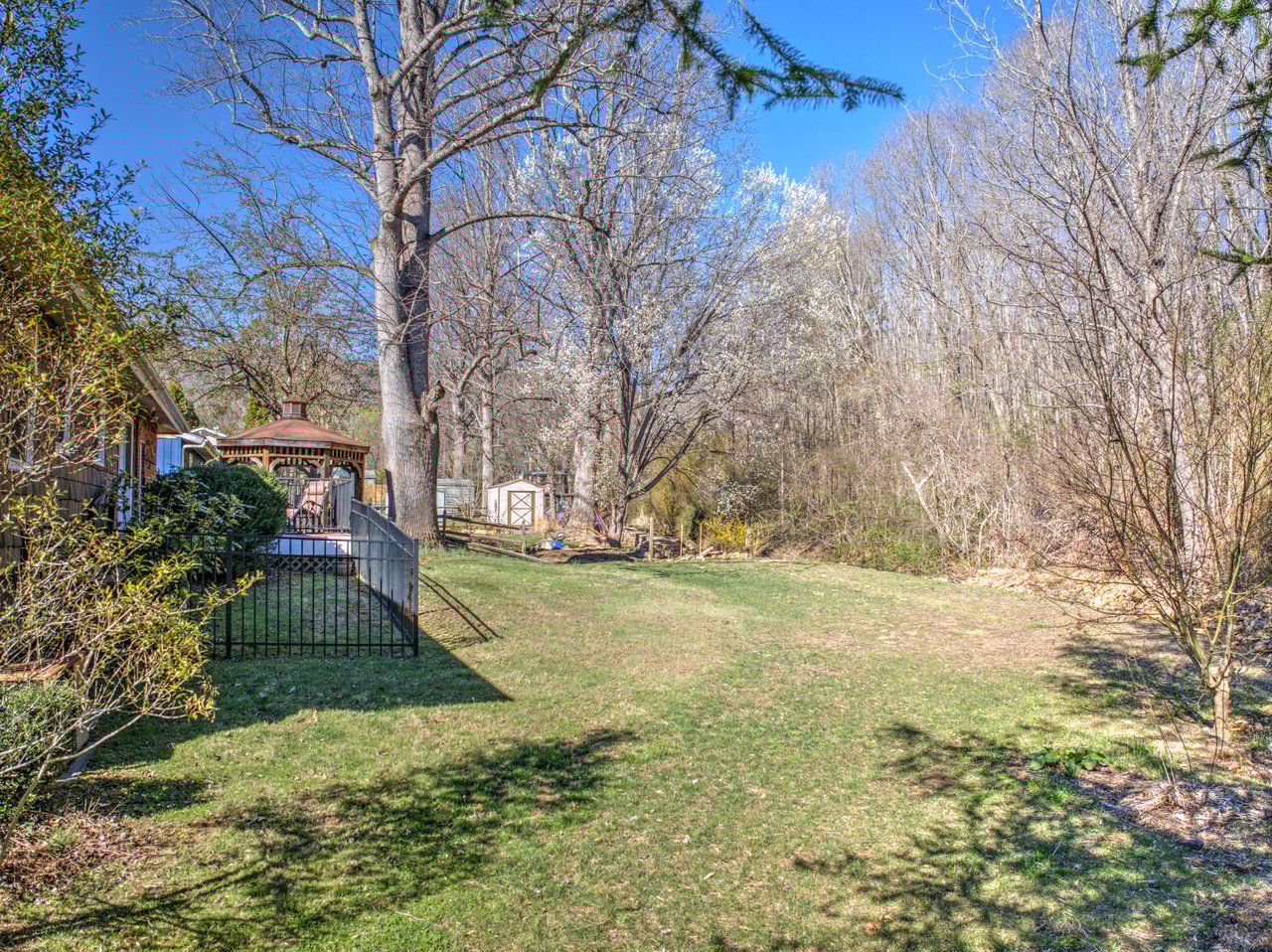 879 New Haw Creek Road