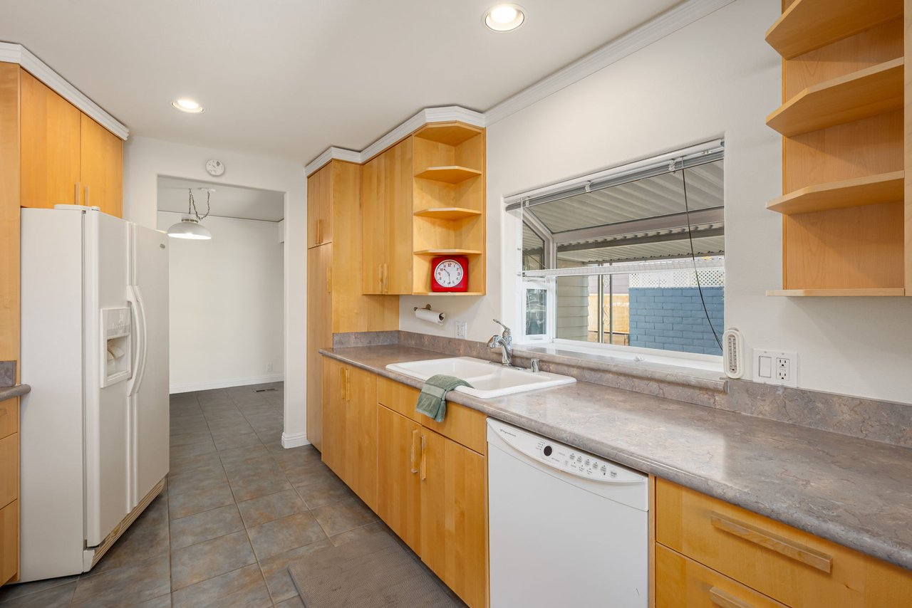 73257 Desert Greens Drive N