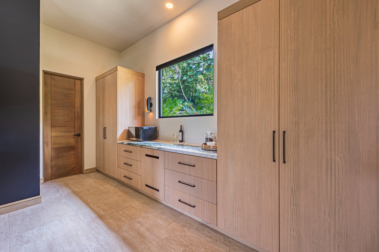 Luxury Estate in Escaleras - Incredible Ocean Views 5.5 Acres