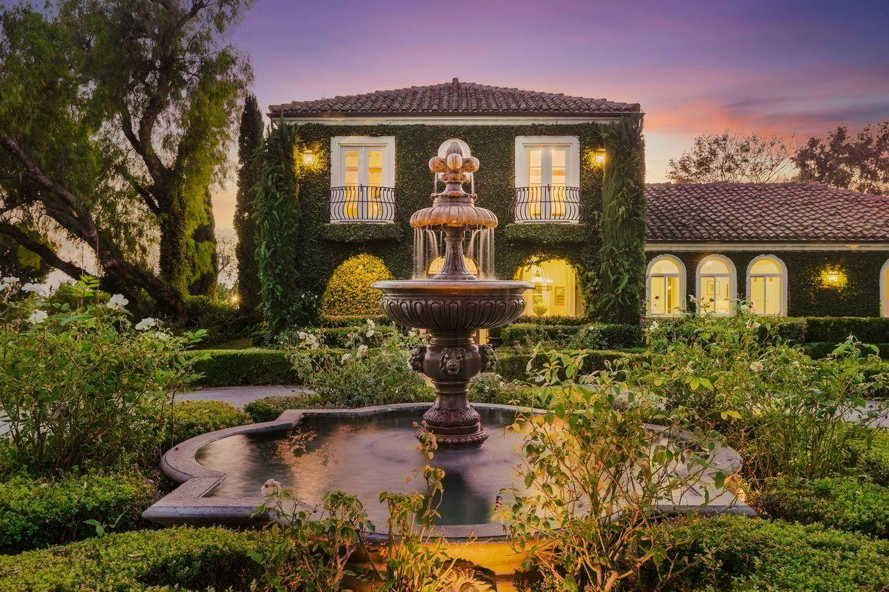 6201 Old Balcom Canyon Rd