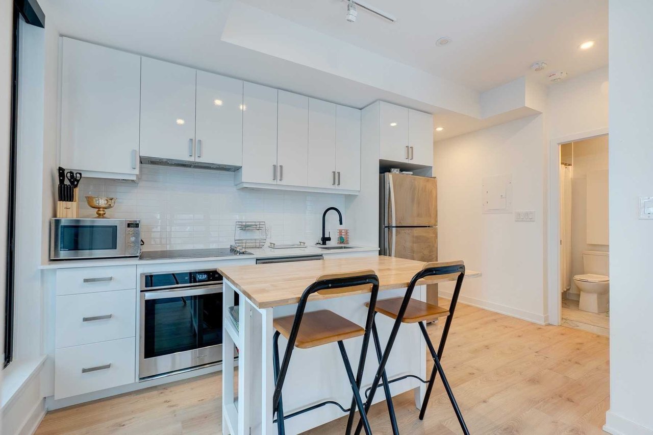 2799 Kingston Rd, Ste 201