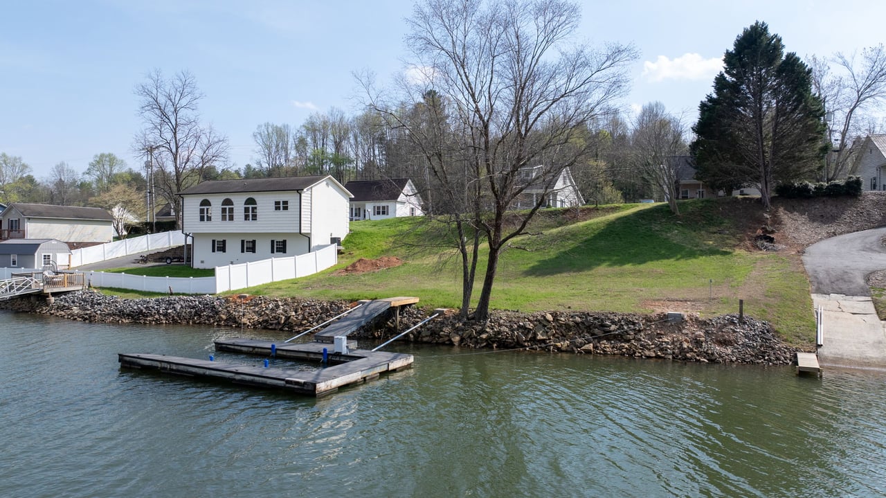 207 Catawba Ave