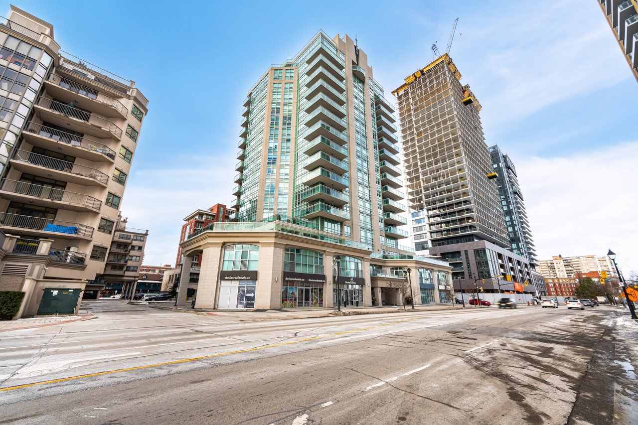 205 - 30 HAMILTON STREET S