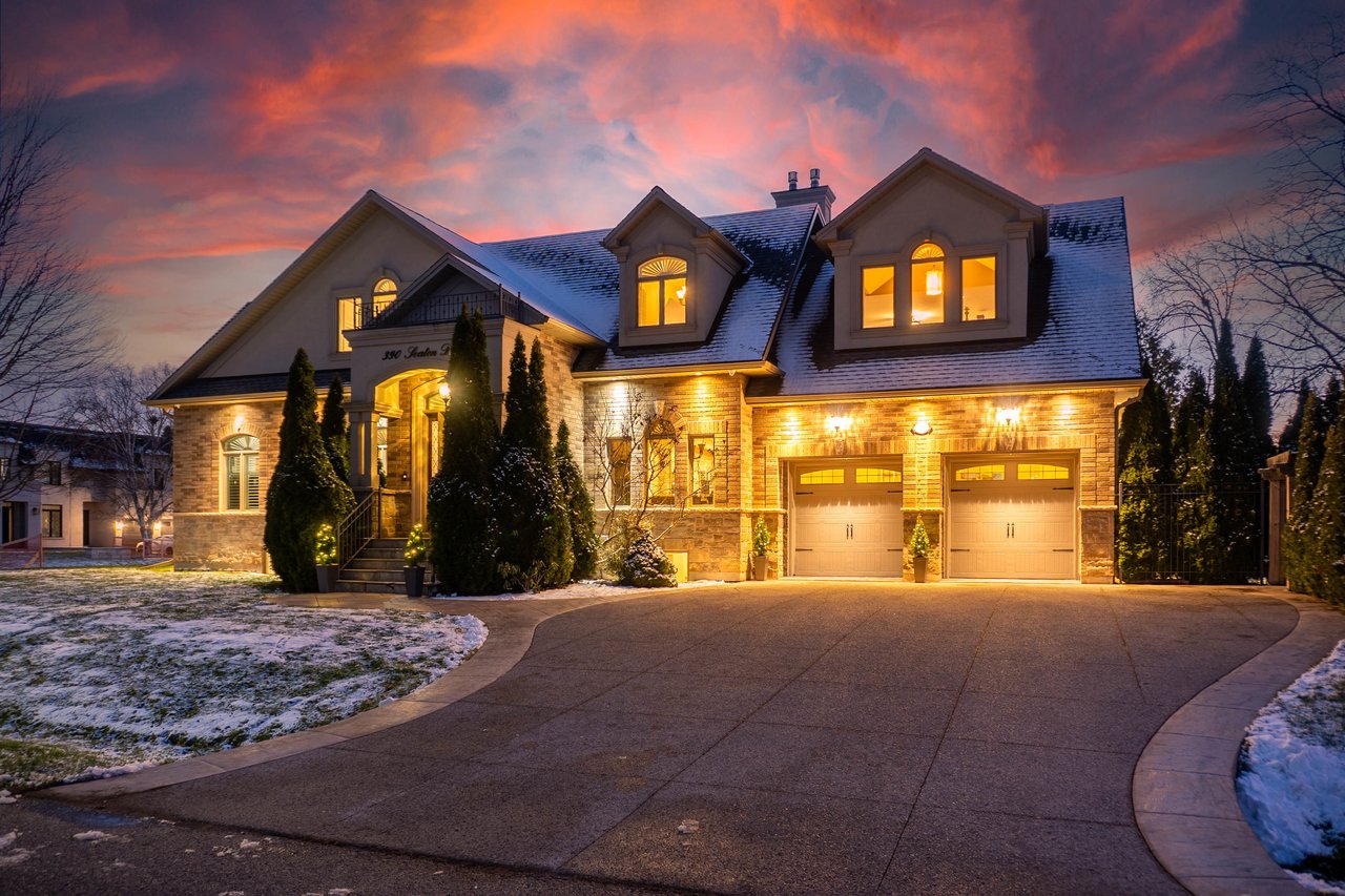 390 Seaton Drive, Oakville