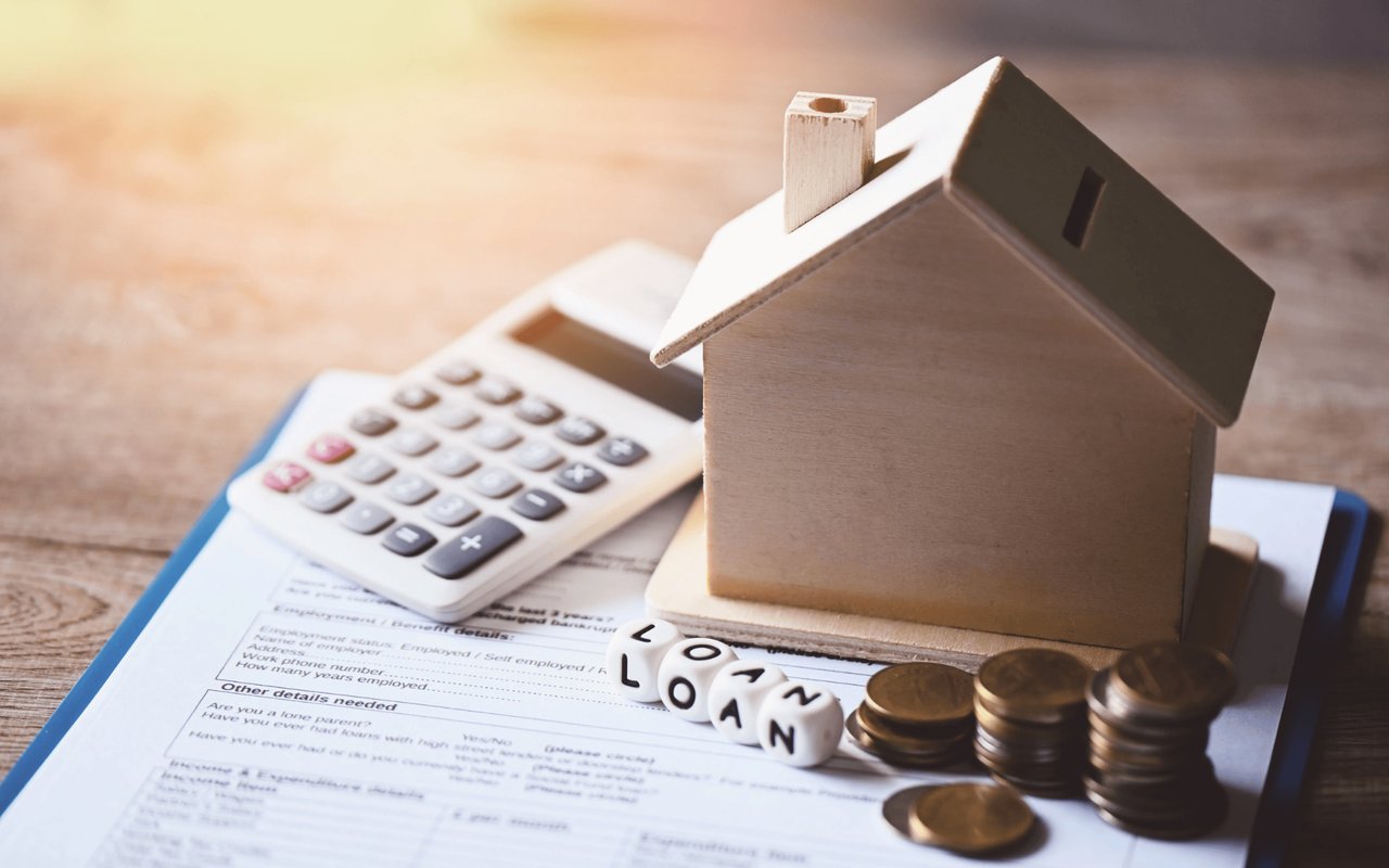 Navigating the Mortgage Maze: The Impact of Student Loan Debt on Younger Homebuyers