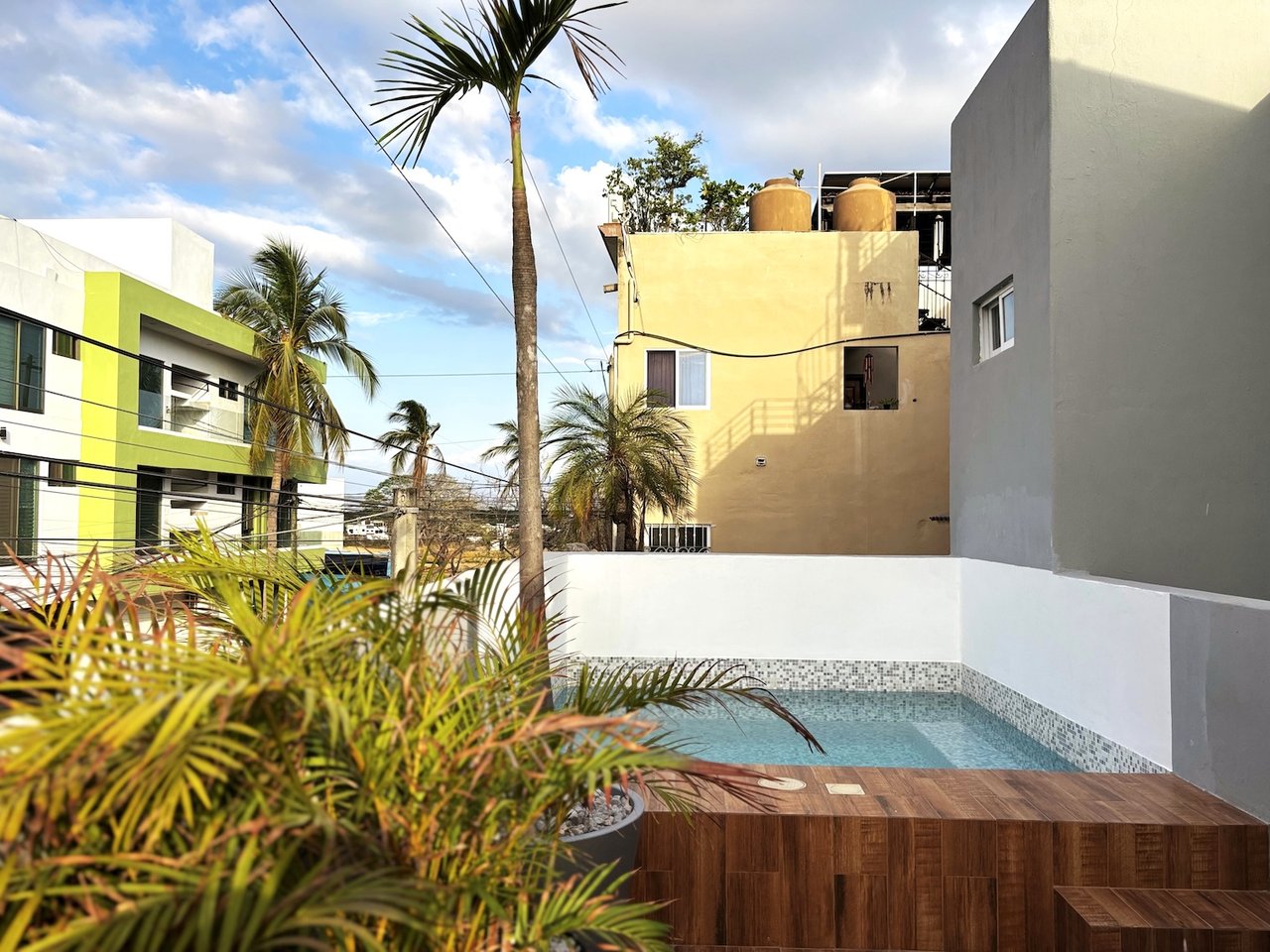Spacious, Safe & Private - Golden Zone 2 Bed Oasis with Private Pool 👙