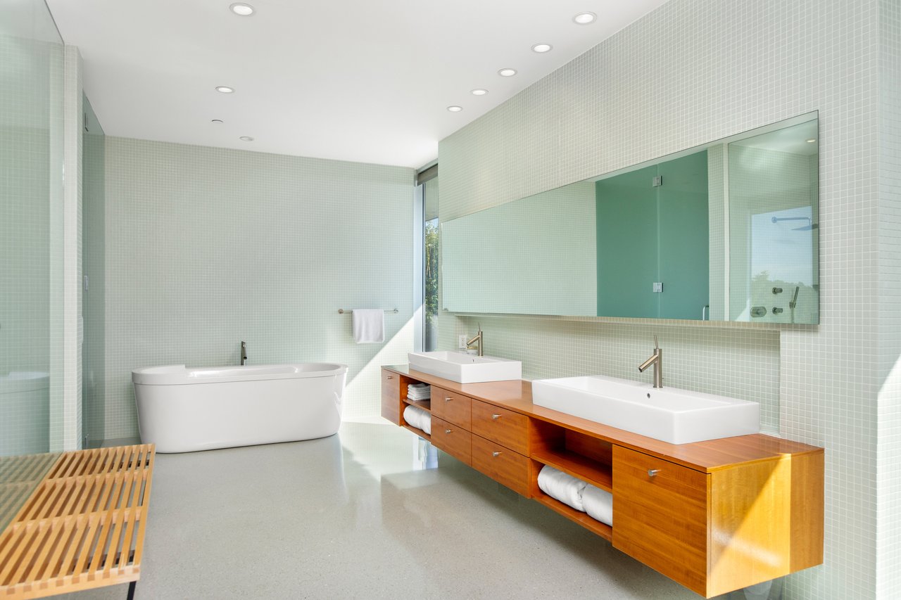 1290 Angelo Dr, Beverly Hills