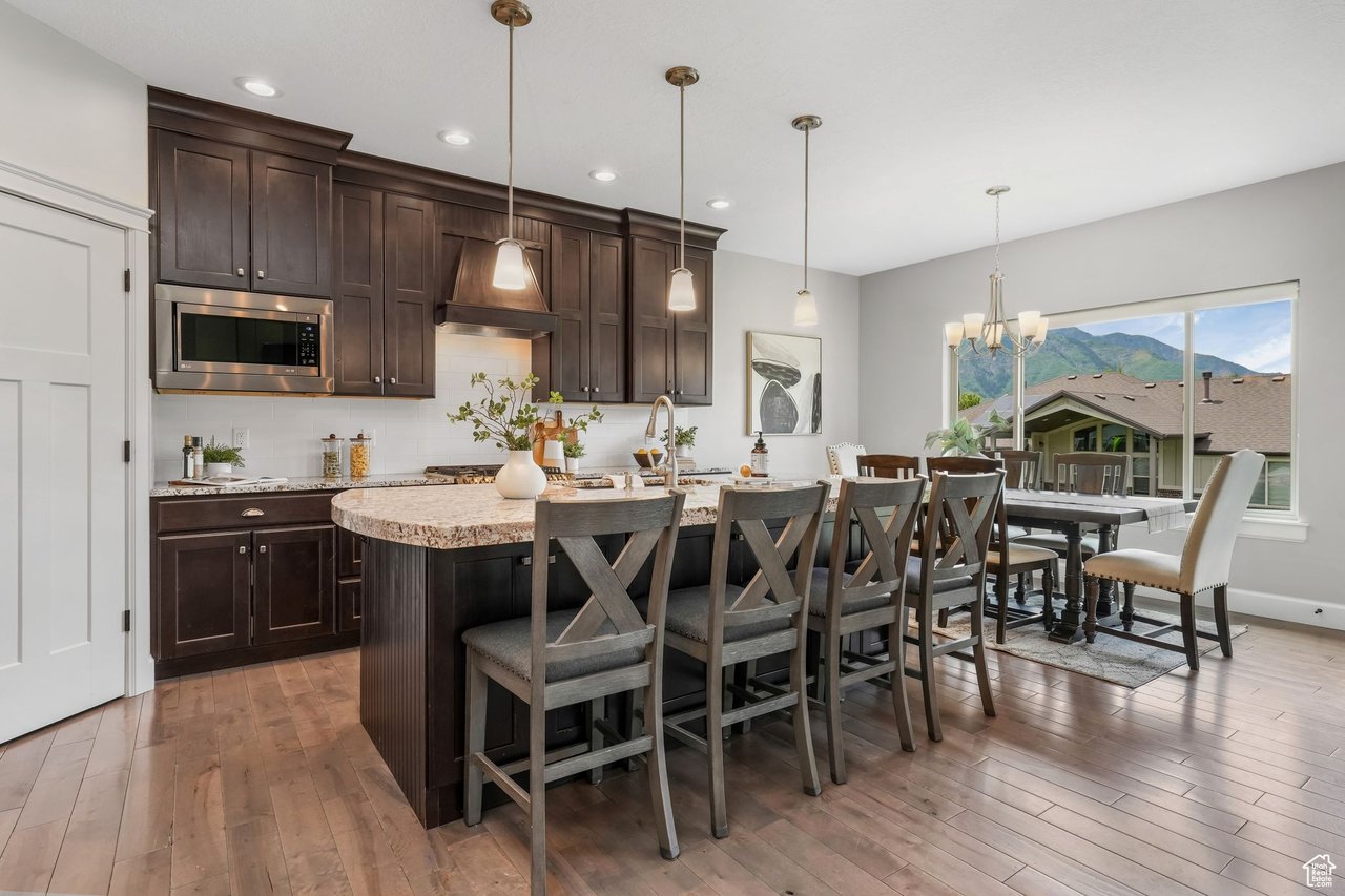 6035 Hidden Valley Rd