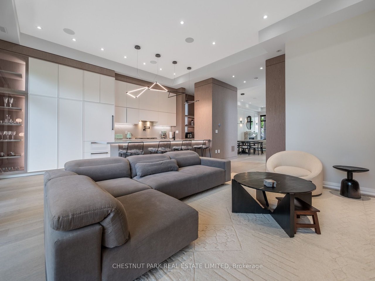 50 Southvale Dr