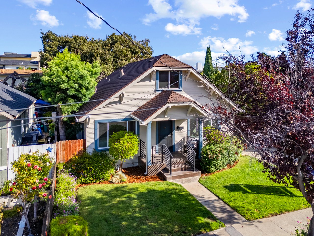 389 East Washington Avenue