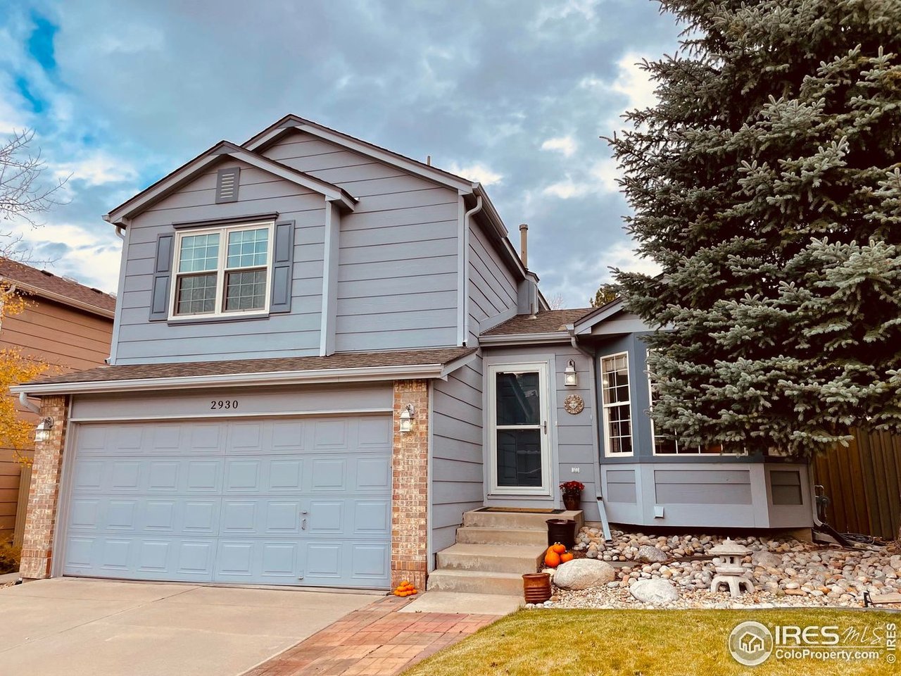 2930 E Yarrow Cir