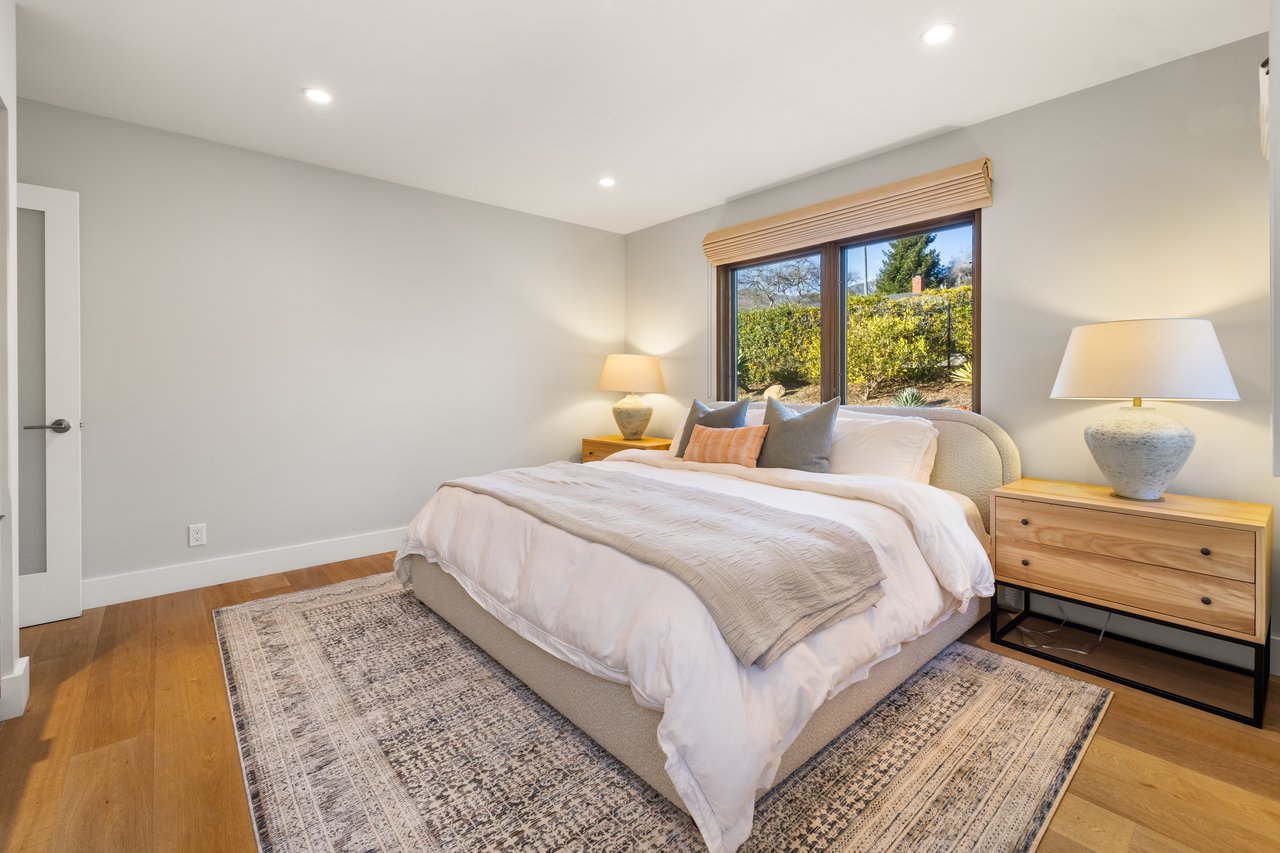 1522 Knoll Circle Drive