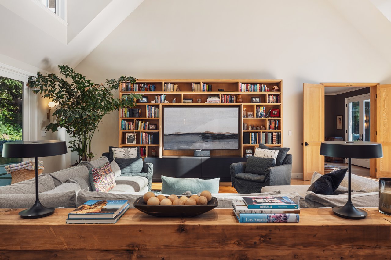 2600 Mandeville Canyon Rd, Brentwood