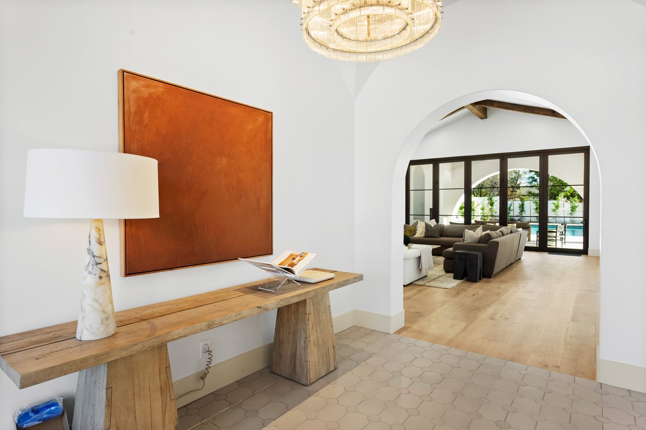 4605 E ROCKRIDGE Road