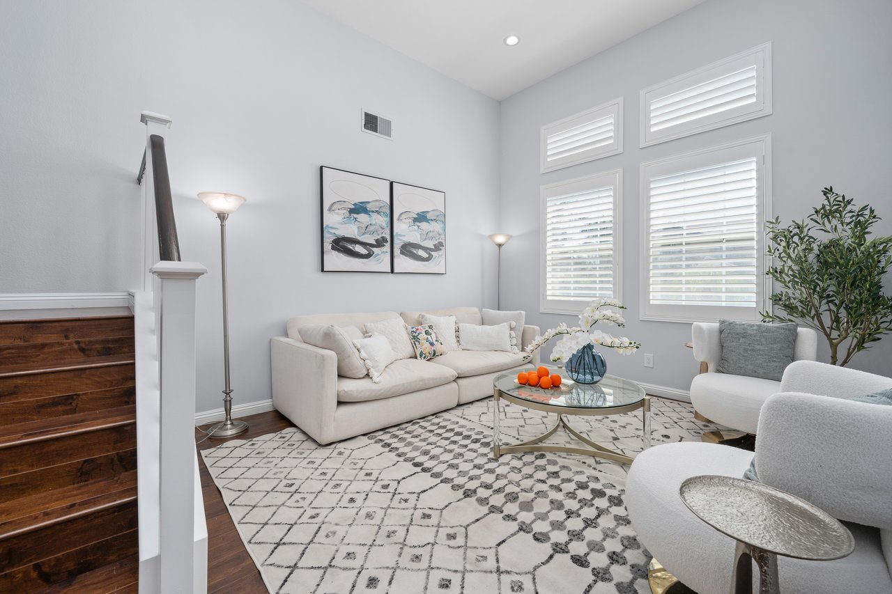 11344 Sunrise Court