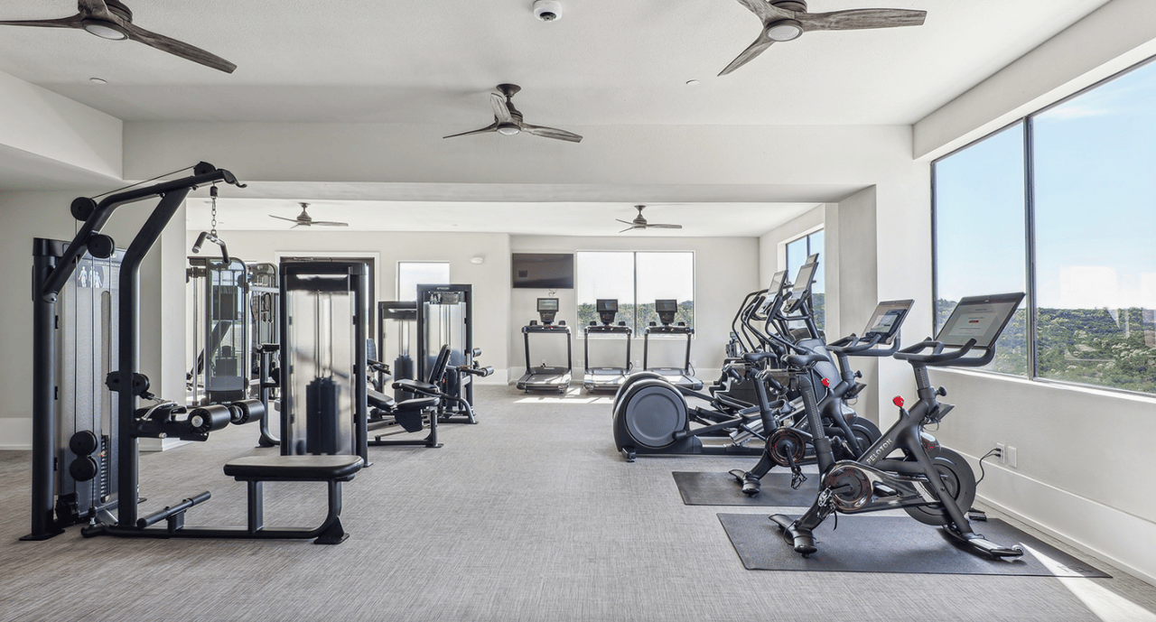 Apply today and enjoy 8 weeks free PLUS an additional $1500 Look & Lease Special