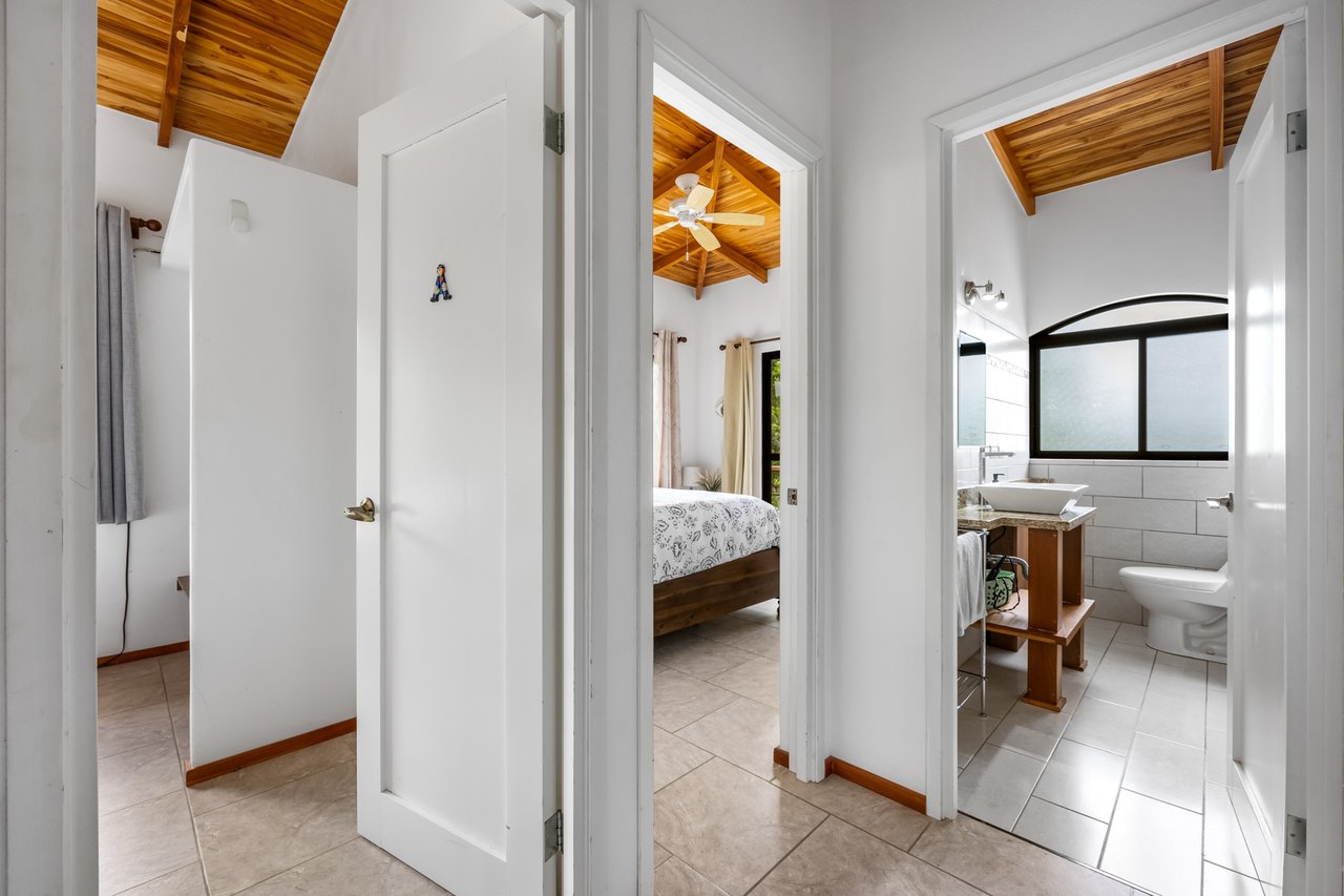 Eleri #17 | Tropical 3-Bedroom, 3-Bath Condo Just Steps from Tamarindo Beach