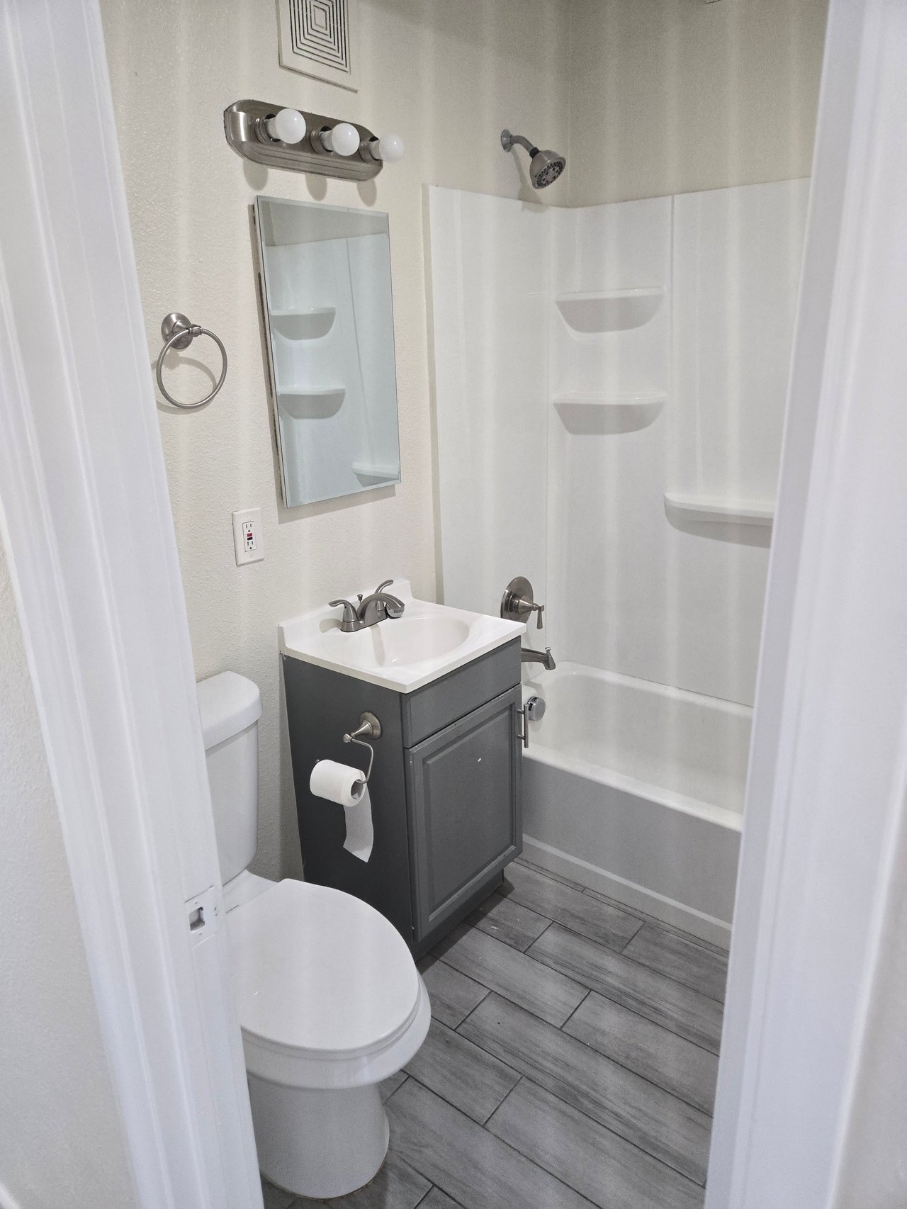 2101 Statz Street #3