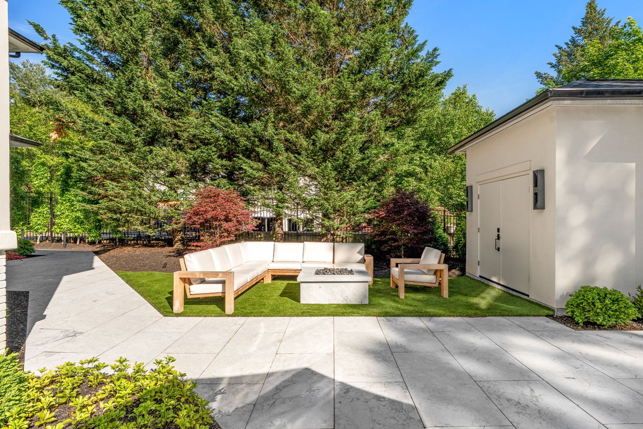 306 Hutchinson Road