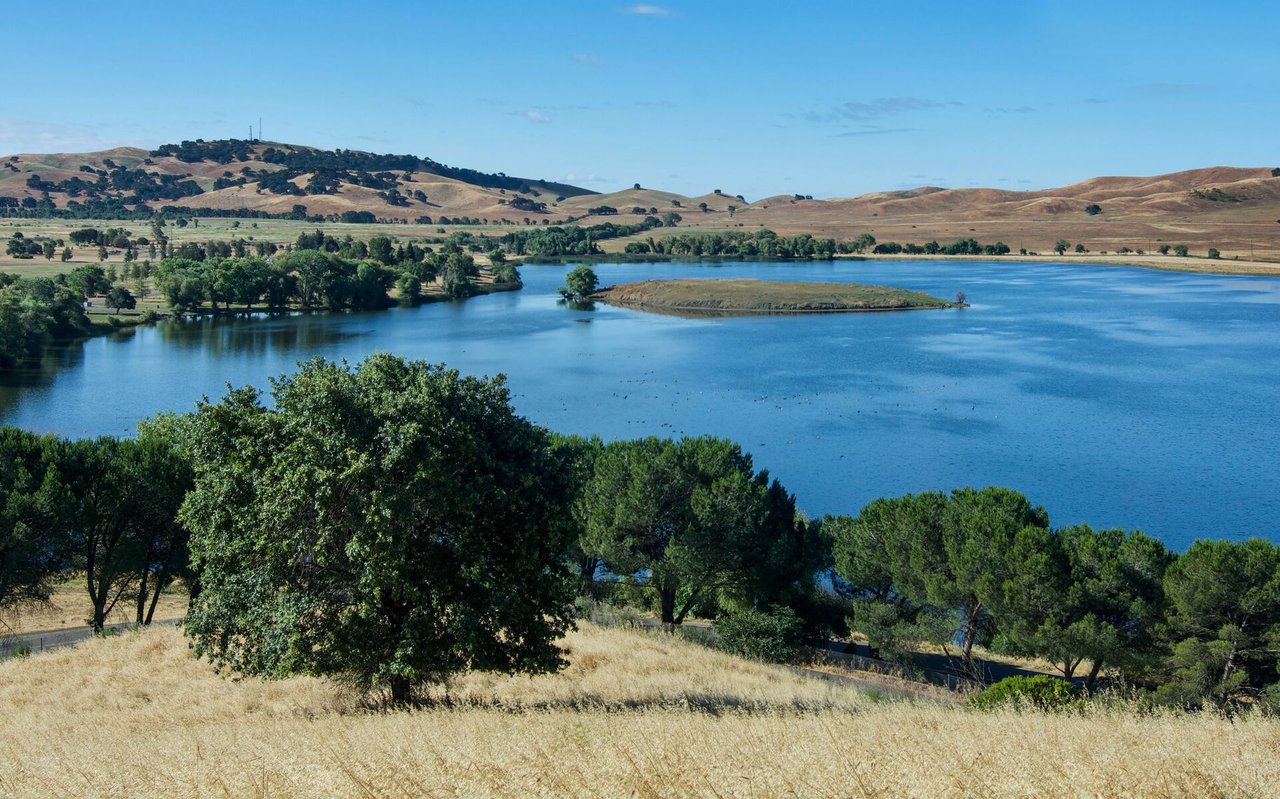 East Lake