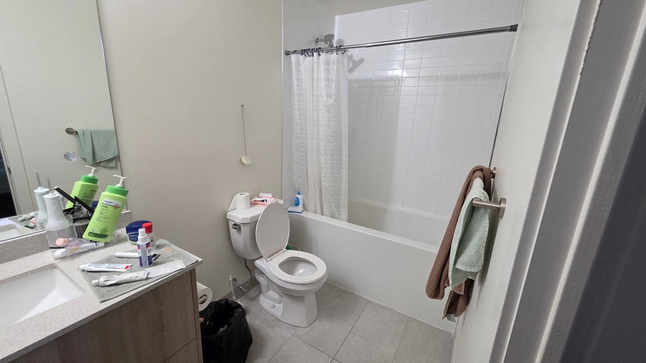 330 Richmond Street W Unit: 2312