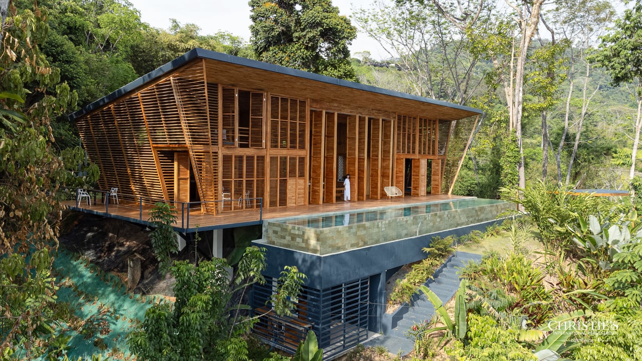 The Zen Villa | Award-Winning Teak Luxury Home with Ocean Views 