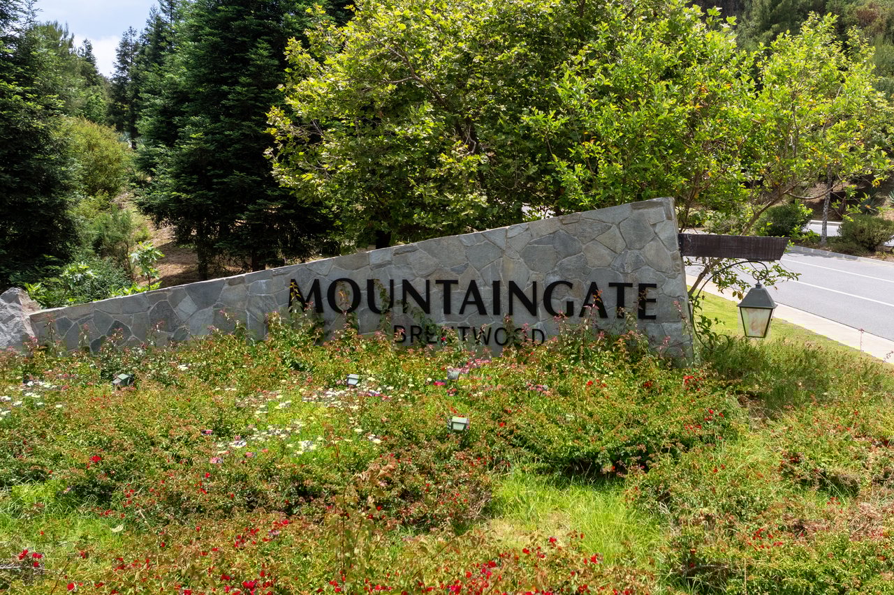 2282 Canyonback Rd, Brentwood