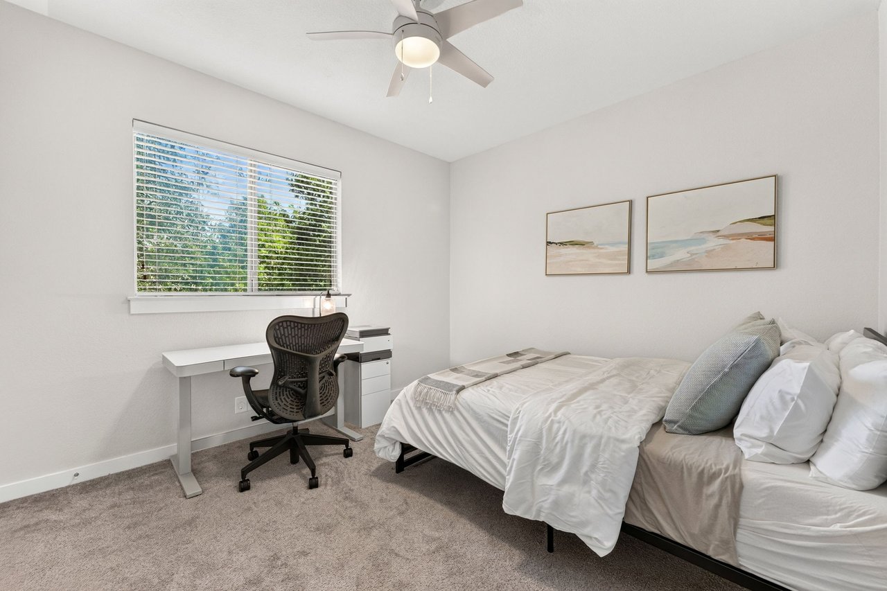 2101 Rivers Edge Way 