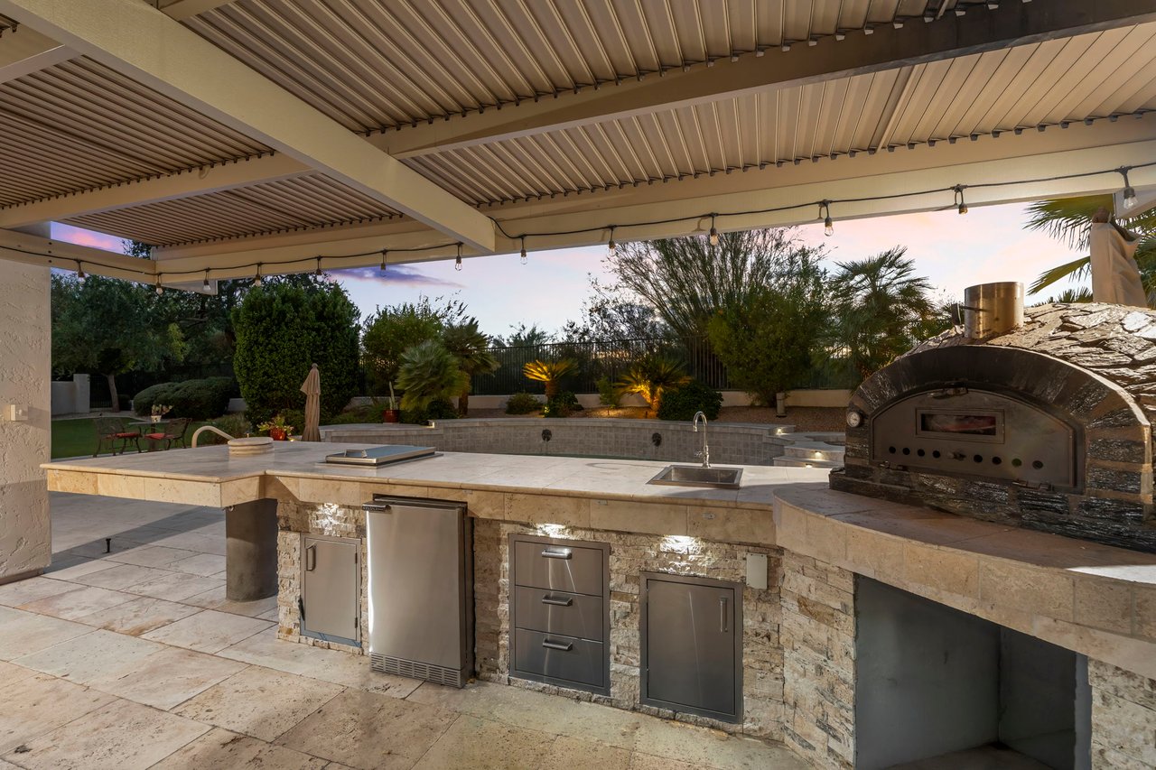 7778 E ADOBE Drive
