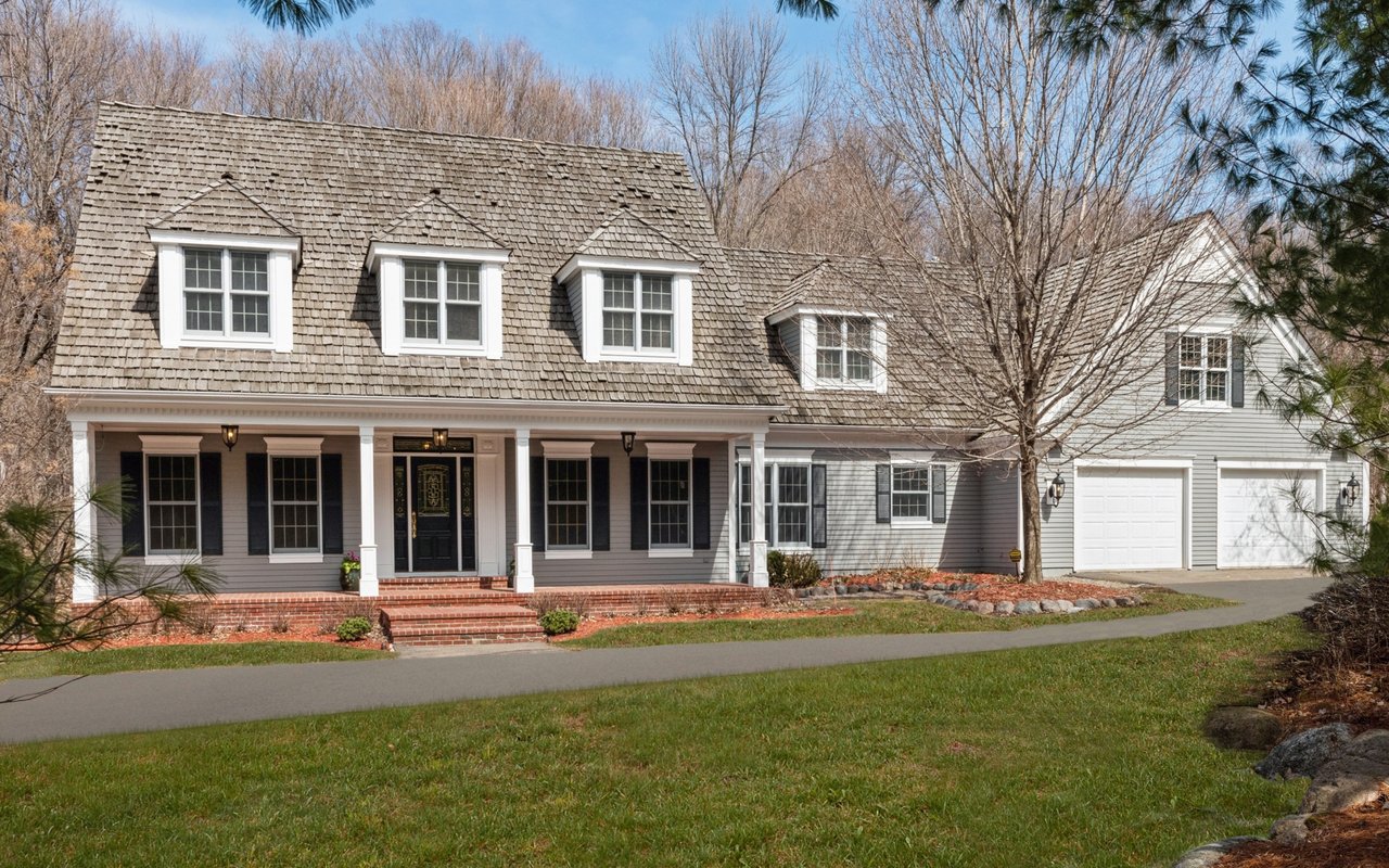 550 Oxford Road, Orono