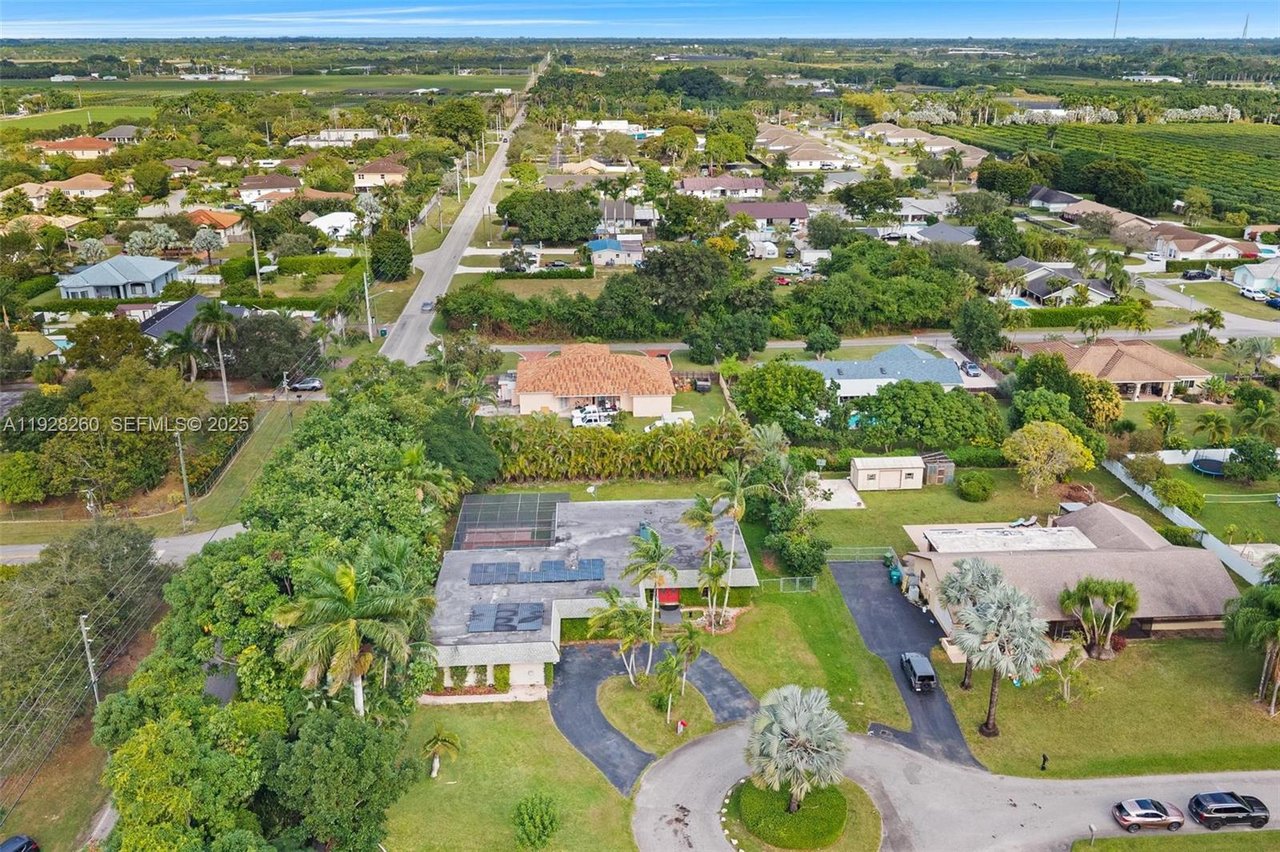 homestead-home-for-sale-community