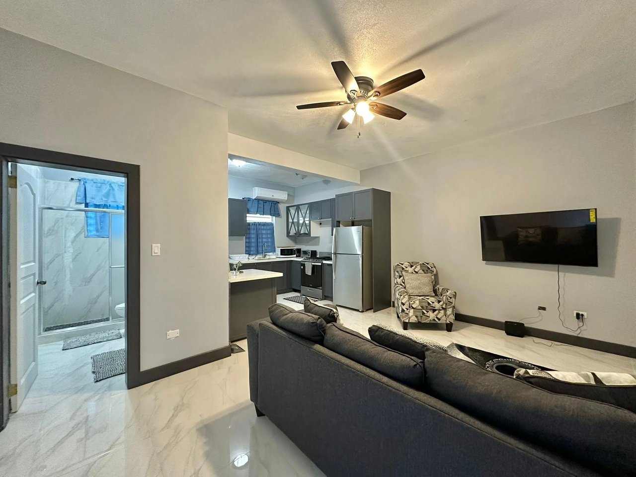 1048 Meyers Estate 1 Bedroom Apartment