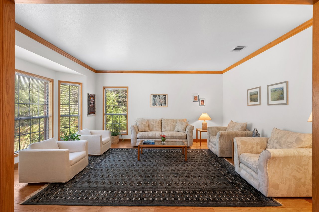 Tucked Away in West Lake Hills